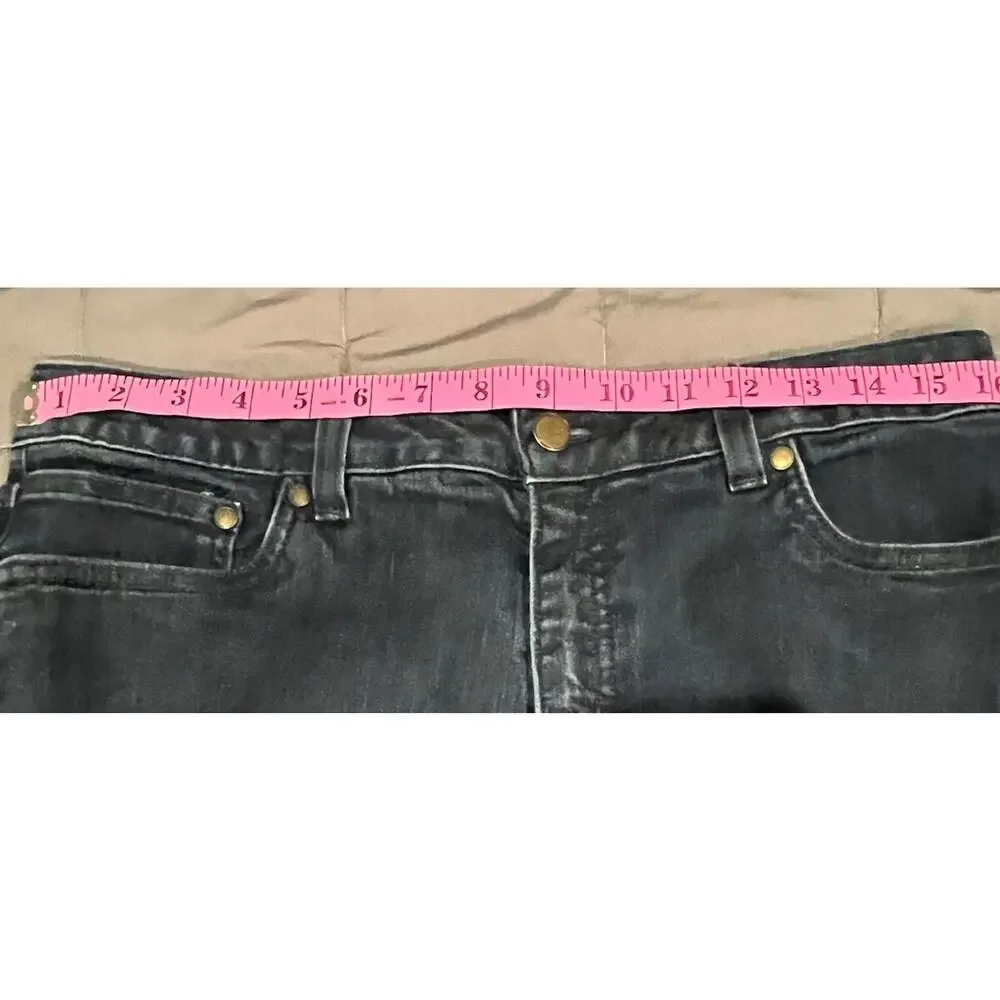 Croft & Barrow Blue Denim Classic Fit Straight Leg Capris, size 12